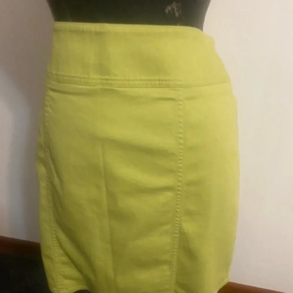 Chaus Lime Green Mini skirt, size 12